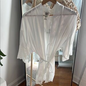 In Bloom by Jonquil “The Bride” Wrap Robe